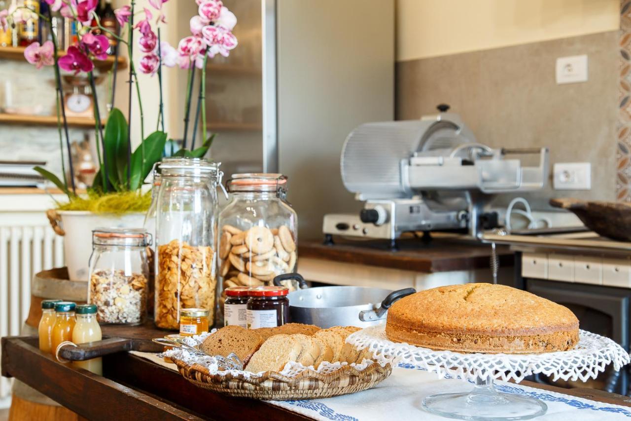 Il Pettirosso Bed & Breakfast Santarcangelo di Romagna Exterior photo